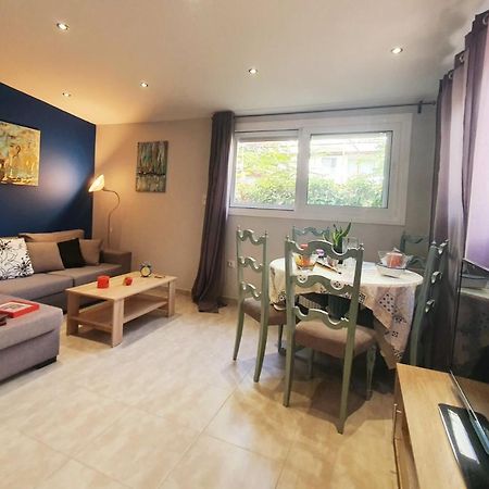 Ilias' Cosy And Relaxing Apartment Athens Luaran gambar