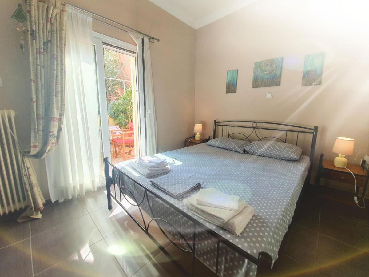Ilias' Cosy And Relaxing Apartment Athens Luaran gambar