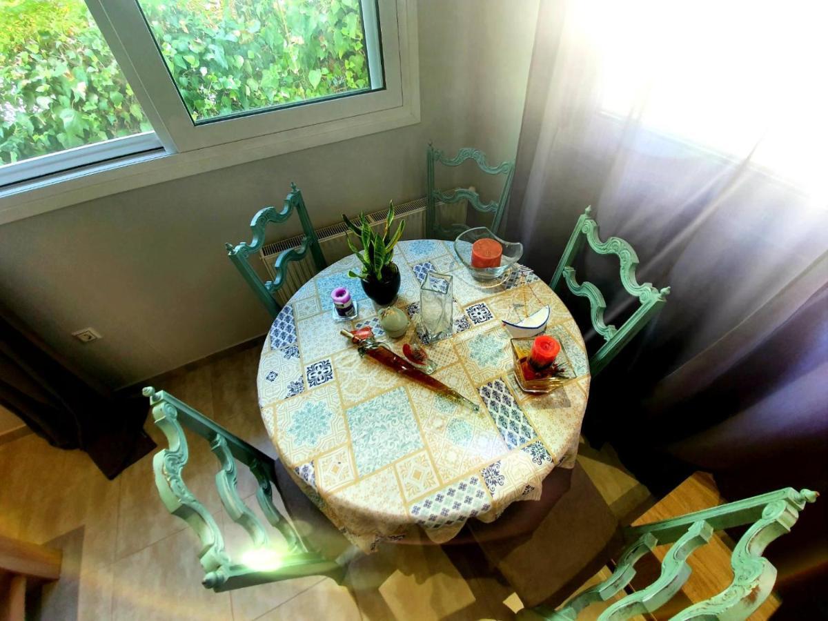 Ilias' Cosy And Relaxing Apartment Athens Luaran gambar